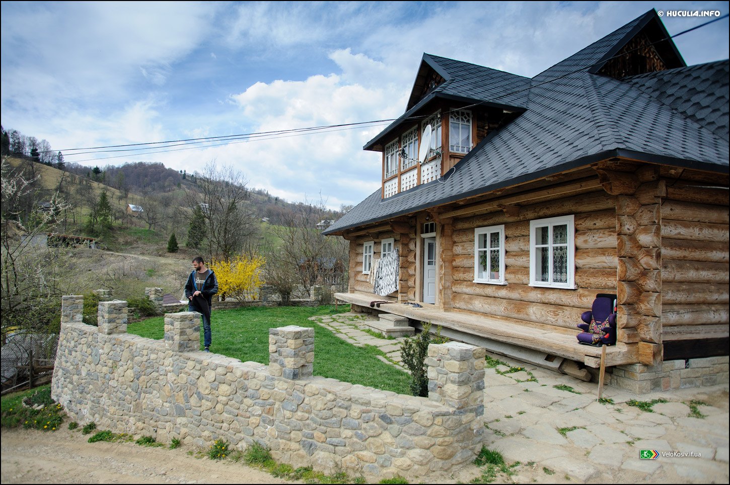 Музей гуцульських старожитностей Богдана Петричука в селі Бабин
