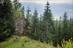 Скелі верхніх Терношорів. Фото: Станіслав Михайлюк